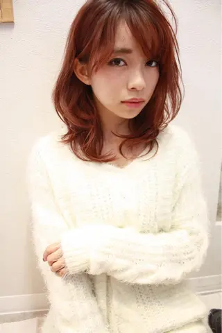 ミディアム カラー パーマ tuuli トゥーリのヘアスタイル