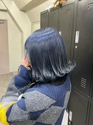 ミディアム カラー パーマ ヘアアレンジ メンズ キッズ ネイル マツエク・マツパ アイブロウ 切りっぱなしヘアボブ ミディアムヘアRYOのヘアスタイル