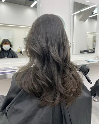 ロング カラー 大人っぽ韓国レディ レイヤー🤍渋谷のヘアスタイル