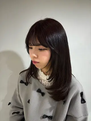 セミロング Maki /透明感カラーのヘアスタイル