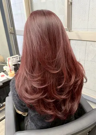 ロング カラー 𝗮𝘆𝘂𝗺𝗶 ハイトーン🎀のヘアスタイル