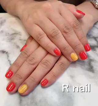 ネイル SUN&MOON REOのネイルデザイン