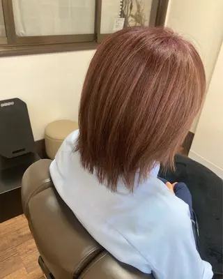 ミディアム 池岡 洋子のヘアスタイル