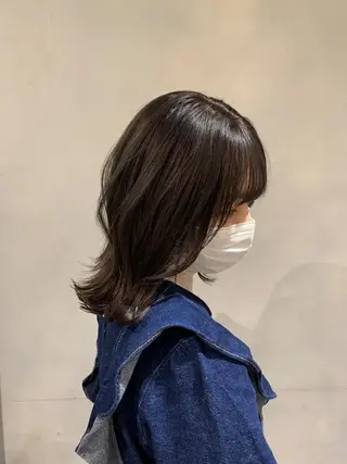 ミディアム カラー ヘアアレンジ 黒染め落とし ムラ修正　ハイトーンのヘアスタイル