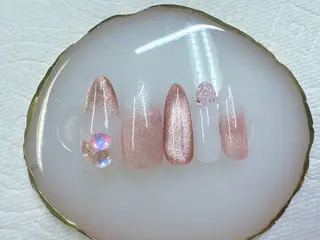 ネイル Queeens nailのネイルデザイン