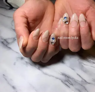 ネイル ﾈｲﾙﾙｰﾑﾘｯｶ 𝐦𝐚𝐲𝐮のネイルデザイン