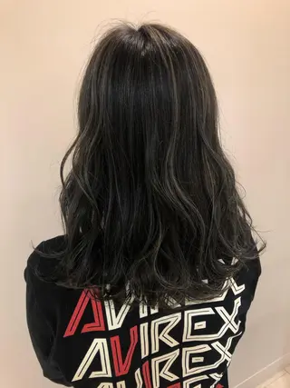 ロング カラー 盛れるレイヤーカット 得意🌹井上美沙のヘアスタイル