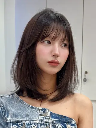 ミディアム カラー かえ🩶韓国ボブ🎀 透明感カラー🥣のヘアスタイル