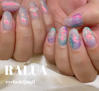 ネイル RALUA shiori🐰のネイルデザイン