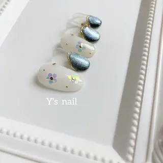 ネイル 手書きが得意🖌️ Y’s  nailのネイルデザイン