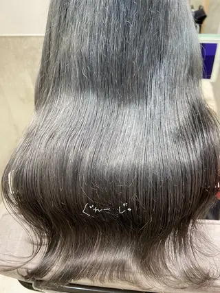 ロング カラー しみず さきのヘアスタイル