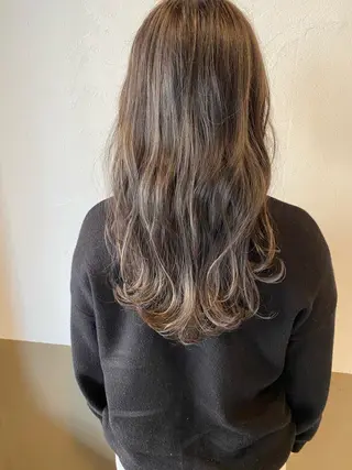 ロング カラー 坂井田 浩樹のヘアスタイル