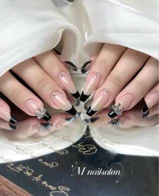 ネイル M🌷nail 長さだし専門店のネイルデザイン