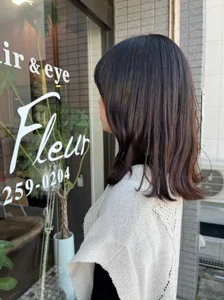 ミディアム 立野 希沙のヘアスタイル