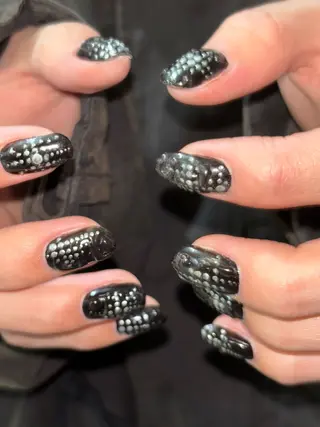 ネイル 🪐富島彩夏 /海外nail🪐のネイルデザイン