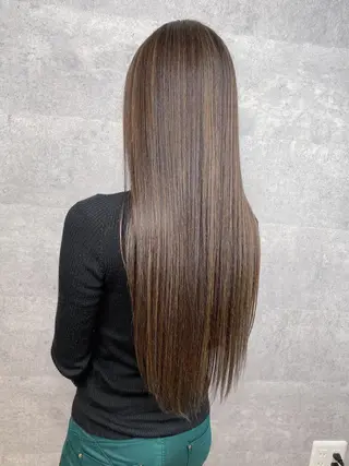 ロング カラー _WHITE 天王寺のヘアスタイル