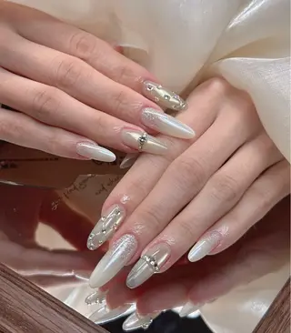 ネイル パラジェル登録店　Nailsalon Amour  上野湯島店所属・🫧 はる🩵のネイルデザイン