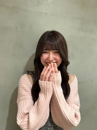セミロング カラー タナカ カナ🫧のヘアスタイル