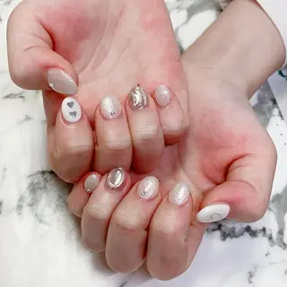ロング カラー ネイル Q Free nailsのネイルデザイン
