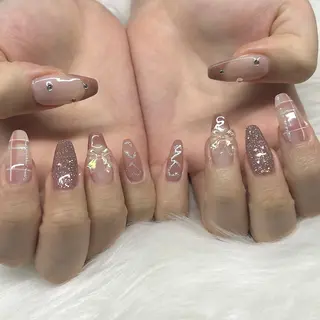 ネイル ネイルサロン Feel円町店のネイルデザイン