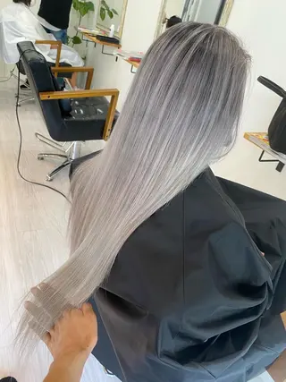 ロング ashida yuukiのヘアスタイル