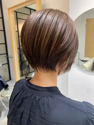 ショート カラー 安永 涼のヘアスタイル