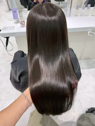 ロング グレージュ🩶/韓国 /赤み消しカラー♬のヘアスタイル