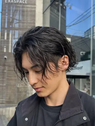 ミディアム パーマ メンズ ケンシロウ メンズパーマ特化⭕️のヘアスタイル