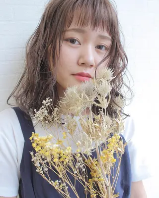 ミディアム カラー 立川 奈那子のヘアスタイル
