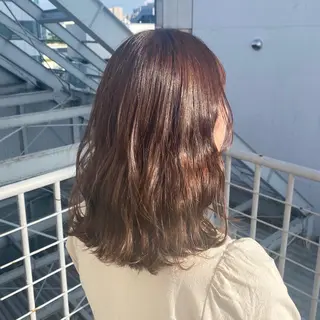 ミディアム カラー 🩵ブリーチカラー 🐈MIORI🩵のヘアスタイル