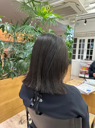 ミディアム 切りっぱなし/髪質 改善矯正/さやか🫧のヘアスタイル