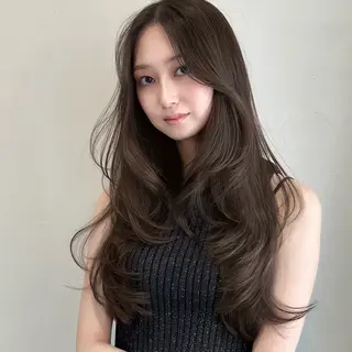 ロング 🌹ハッシュカット、 レイヤー韓国ヘア🌹のヘアスタイル