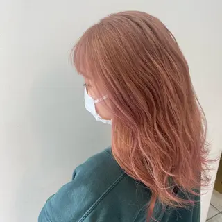 ロング カラー 渡邊 唯のヘアスタイル
