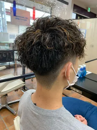 パーマ メンズ フリーランス理美容師 いさかのヘアスタイル