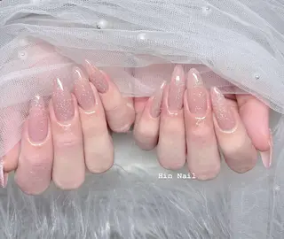 ネイル Hin Nailsのネイルデザイン