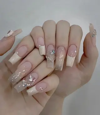 ネイル 長さだし専門店 M2　rikaのネイルデザイン