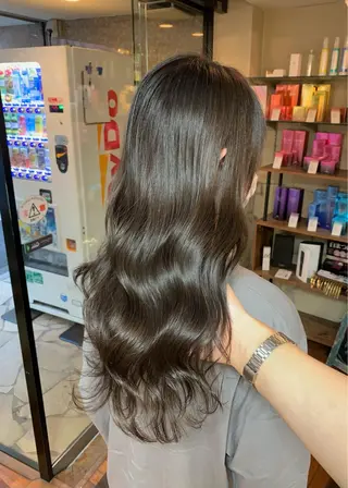 セミロング カラー 矢野 晃平のヘアスタイル
