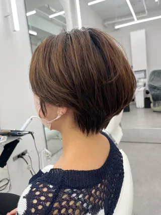 ショート カラー 透明感カラー✨🩵 韓国ヘアkanatoのヘアスタイル