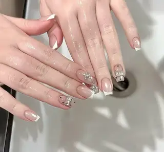 ネイル 周 テイのネイルデザイン