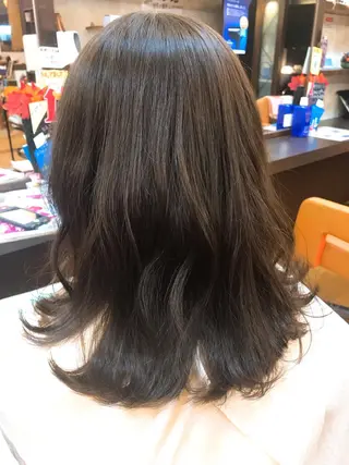 セミロング カラー WEST✂︎AKI HIRO✂︎大和高田のヘアスタイル