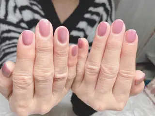 ネイル 芦辺 香奈のネイルデザイン