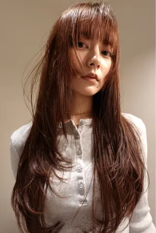 ロング FILMS所属・FILMS 銀座店 Mikotoのヘアスタイル