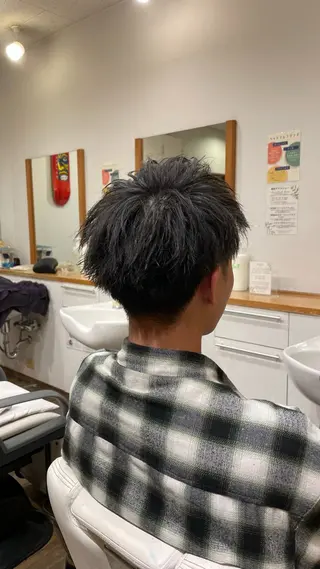 ショート メンズ 椿 大輔のヘアスタイル