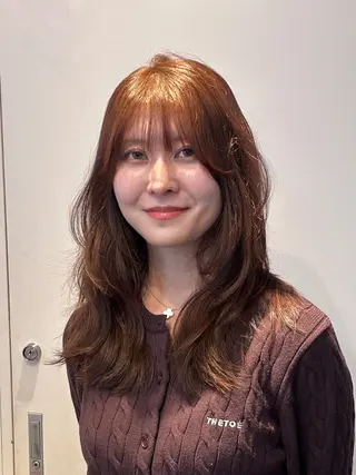 セミロング カラー ナチュラル大人っぽい スタイル　MAORIのヘアスタイル