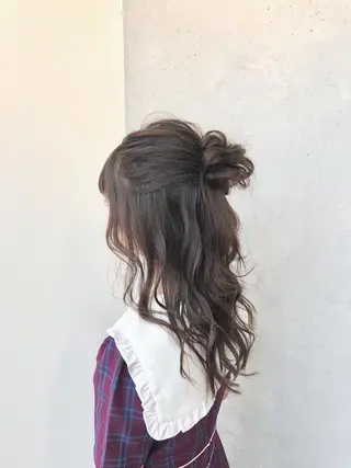 ロング ヘアアレンジ ｲﾝﾅｰｶﾗｰ屋さん 🫧伊藤拓実のヘアスタイル