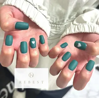 ネイル REBEST京橋 🦋Curumiのネイルデザイン
