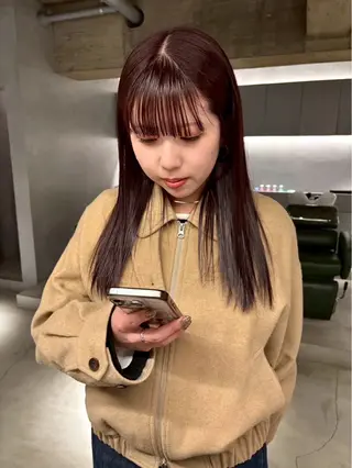 ロング 纐纈 釉羽のヘアスタイル
