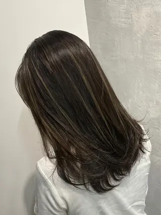 セミロング カラー ヘアアレンジ 【艶髪×韓国風】 毛流れ職人 RYOのヘアスタイル