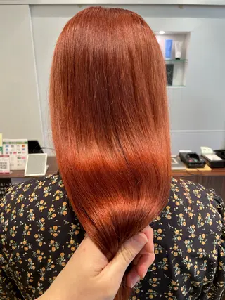 ロング カラー TAYA 玲央のヘアスタイル