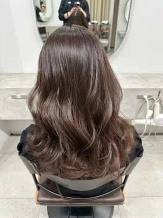 ロング カラー Le'a所属・シガ ミクトのヘアスタイル